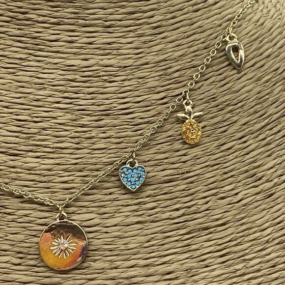 ✨🆕✨ Elegant Ann Taylor LOFT Charm Necklace ✨ - Picture 5 of 11